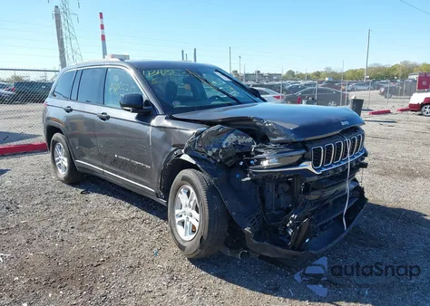 2023 Jeep Grand Cherokee Laredo 4X4 z USA, uszkodzony, nr VIN 1C4RJHAG2PC621845